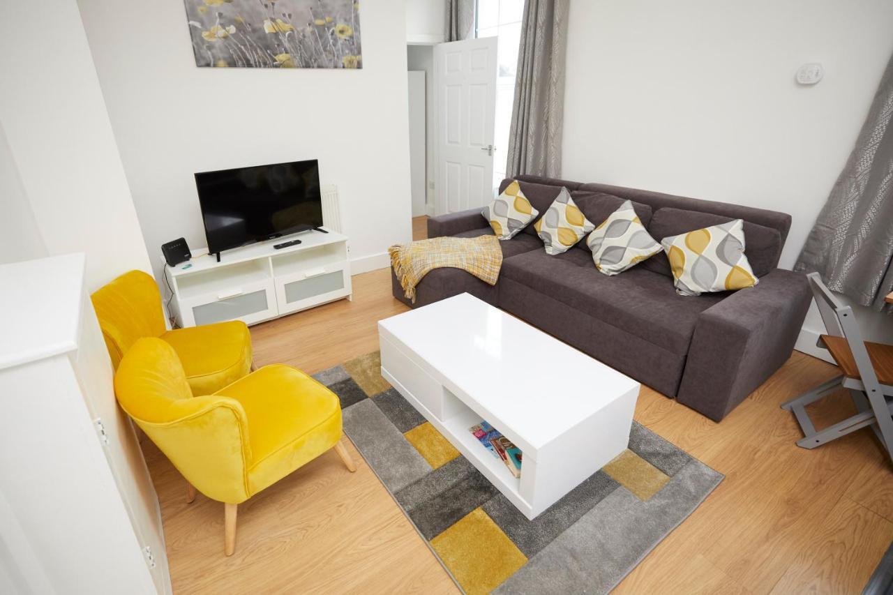 Apartment 6 - Lovely Available For Guests Parking Wifi Southampton