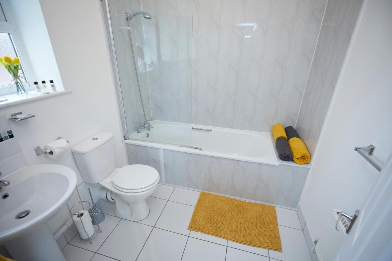 6 - Lovely Available For Guests Parking Wifi * Southampton