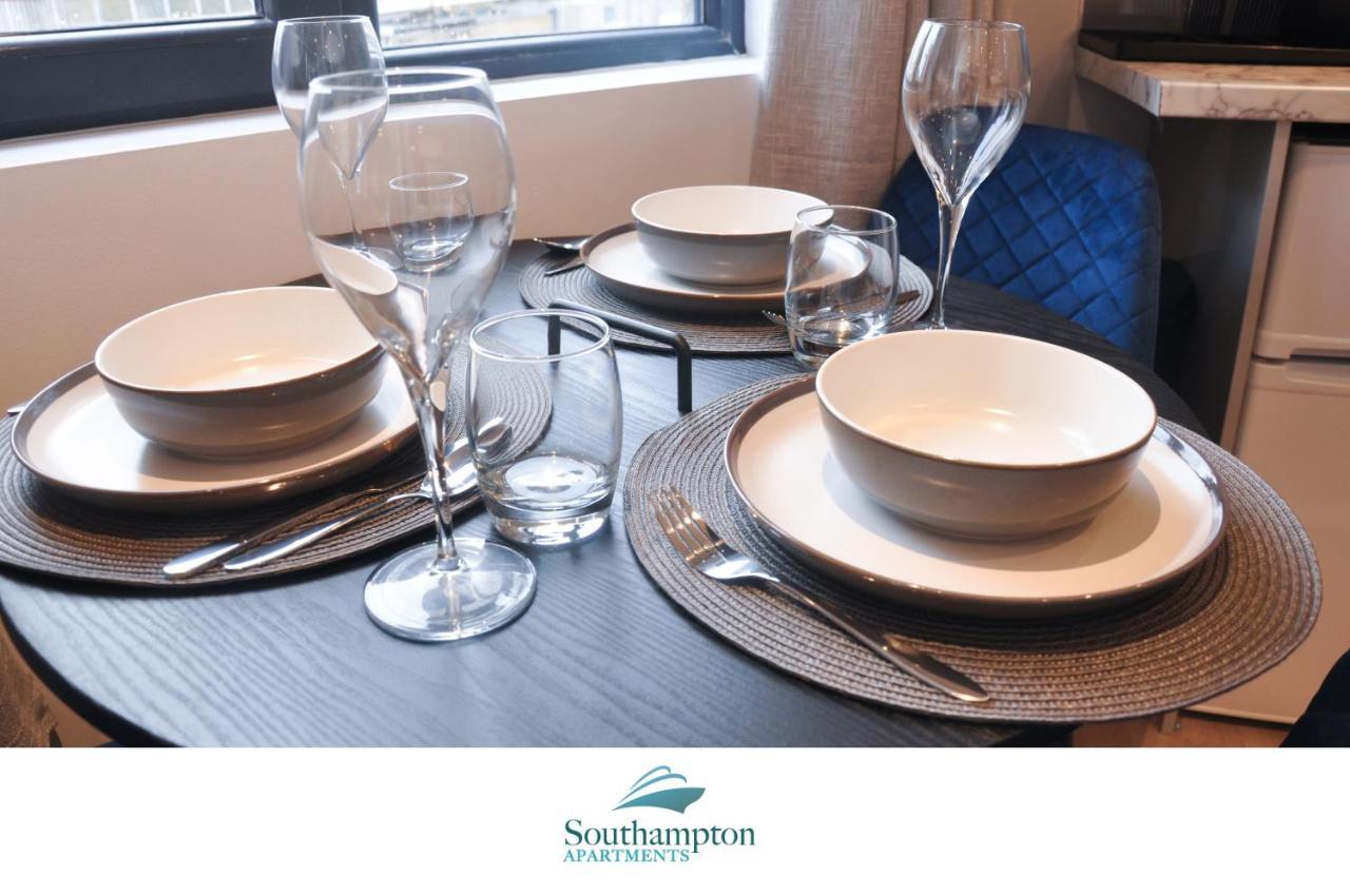 Canal Walk Apartment Southampton