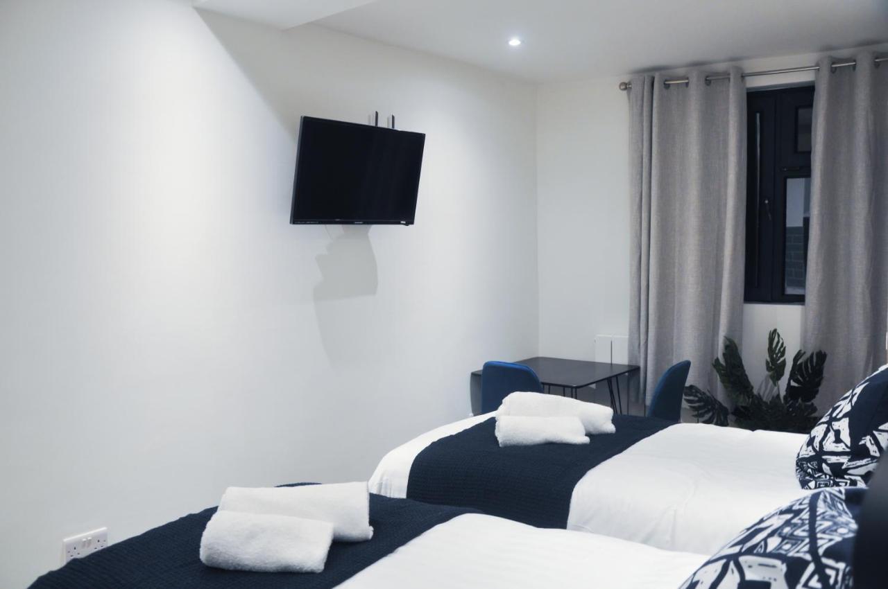 Canal Walk Apartment *