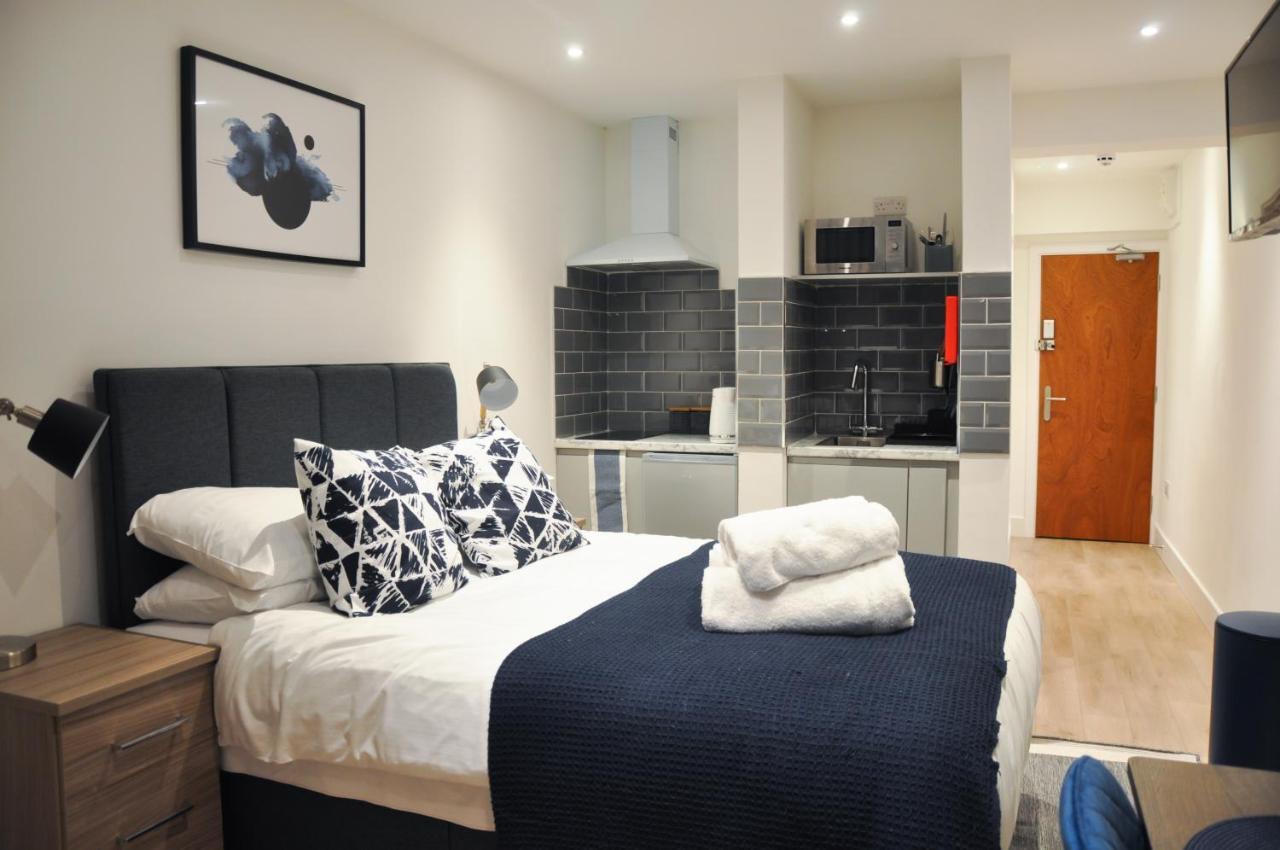 Canal Walk Apartment Southampton