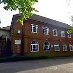 4 Single Beds Or 2 Doubles - Free Parking Spaces - Smart Tv\'S - City Centre Spacious Flat