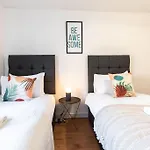 Jasper- 2 Bed Flat With Parking