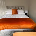 The Coral 66 Guest House Southampton
