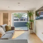 Stunning Two Bed House In City Centre, Southampton