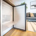 Luxury City Base 4 Beds, 2 Baths Parking