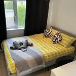 Guest House With Garden And 2X Parking Space