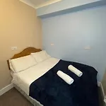 Room 2 Double Bedroom, Portswood, Southampton