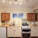 Regents Park Road Master Room