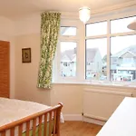 Regents Park Road Master Room