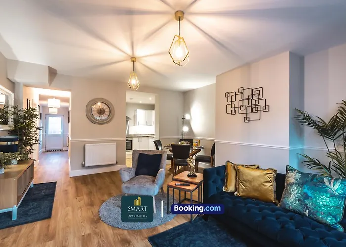 2 Bedroom Apartments By Smart Apartments Short Lets & Serviced Accommodation Apartment Southampton With Free Wifi