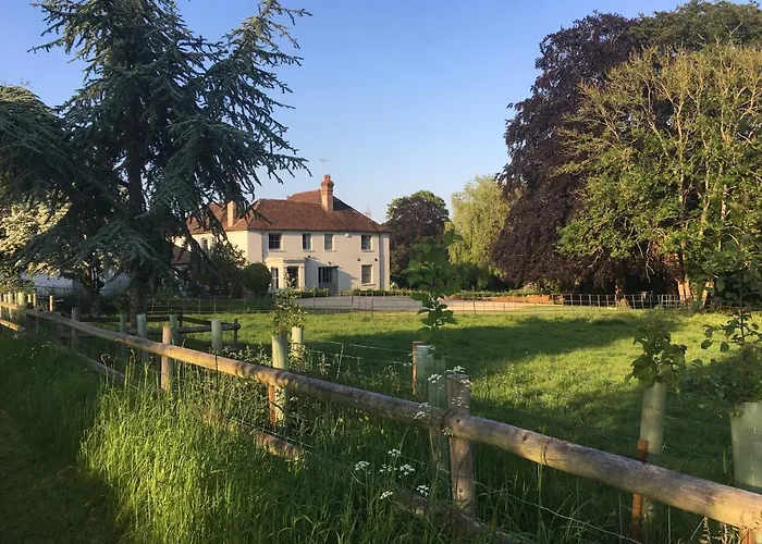 Lockerley Manor