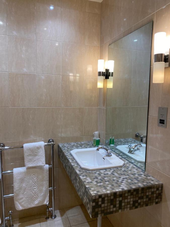 The Elizabeth House 3*