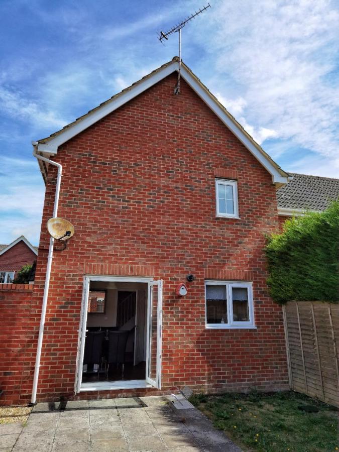 Lakeside: Argosy 3bed House 2bath Parking M27 J5 Airport Sleeps 6 Southampton