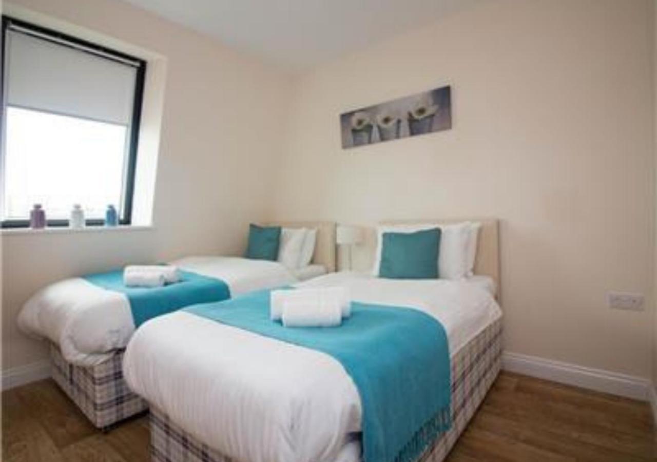 Apartment Stayzo Castle Point 18 - Premier