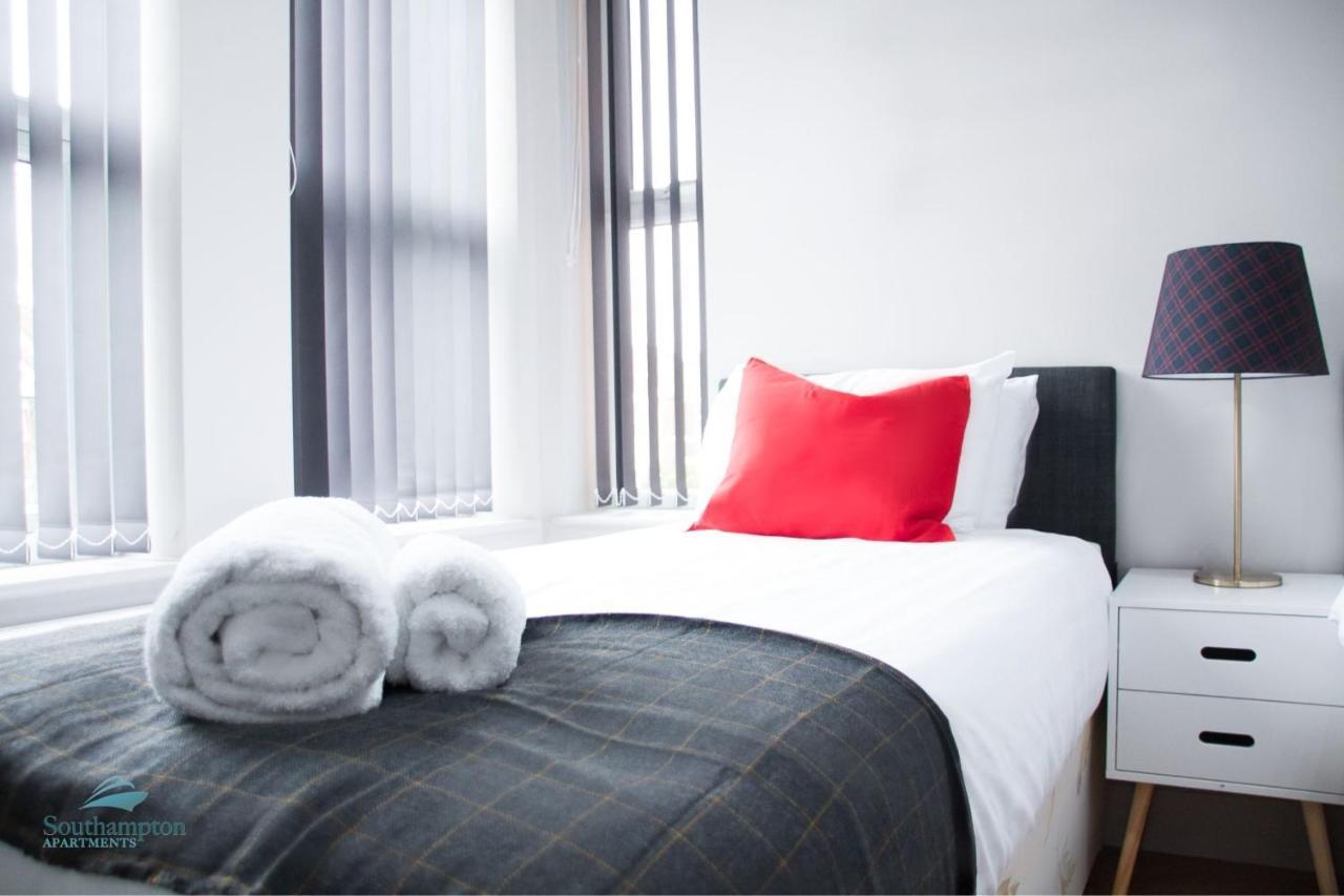 Mayflower House Apartment
