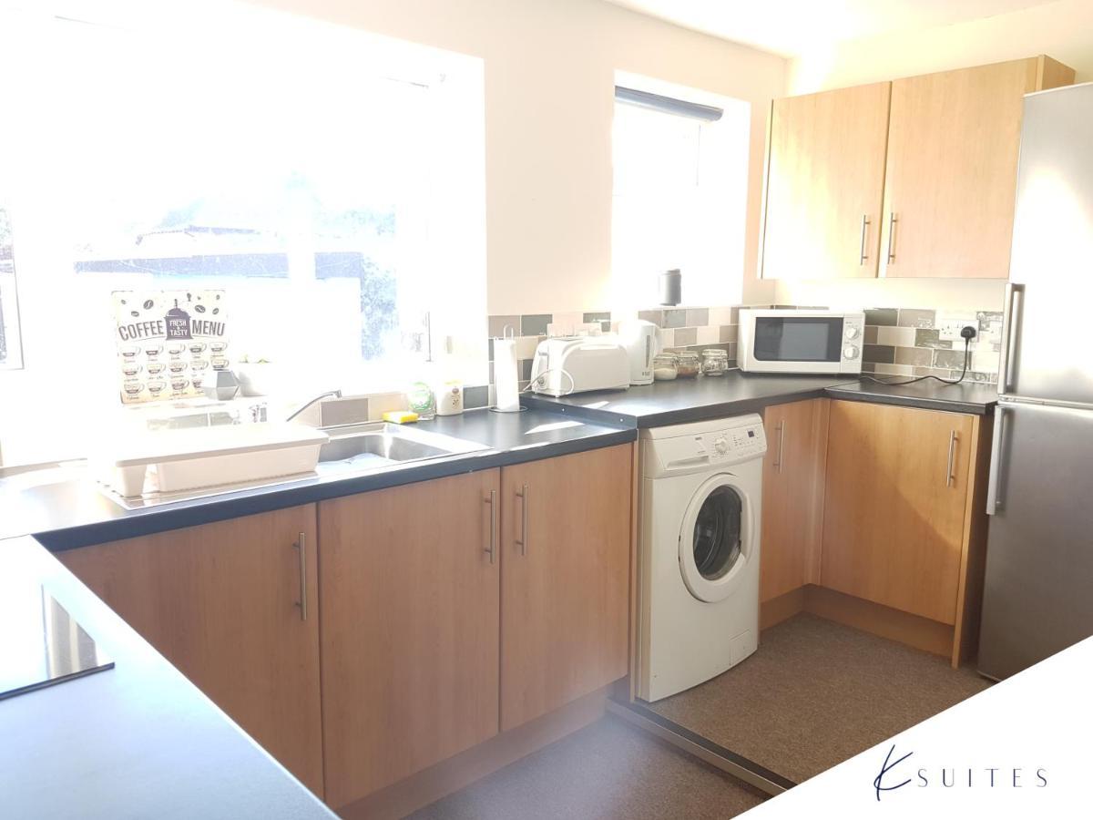K Suites - Alder Road - Free Parking *