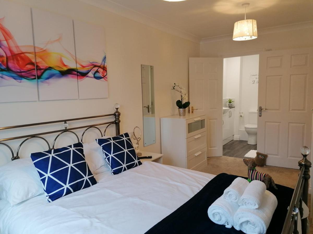 Luxury Modern 2 Bed Apartment, Free Undercroft Parking For 1 Car Apartamento