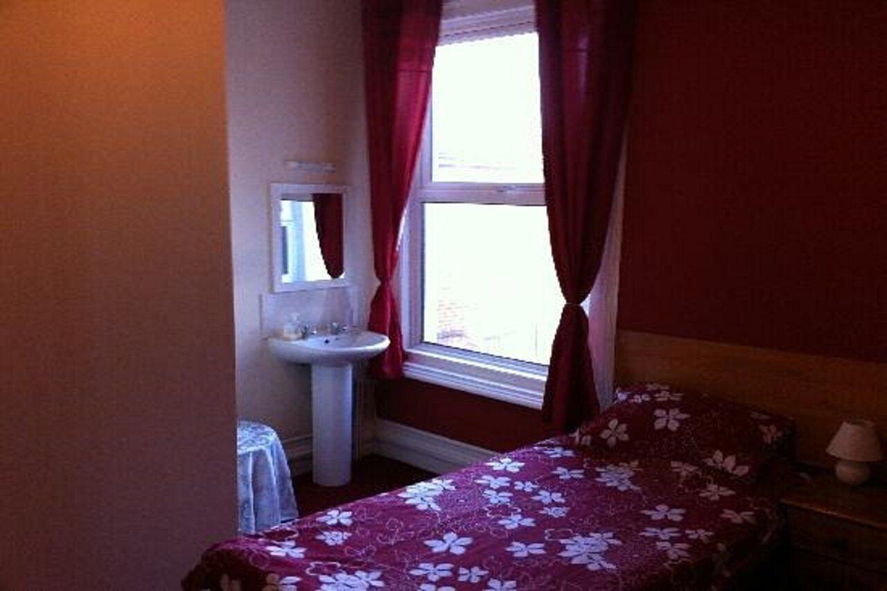 Addenro House 3*