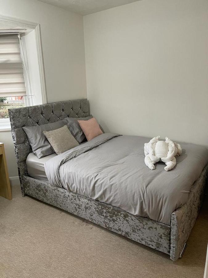 Alder En-suites Self-catering With Private Shower 1 *
