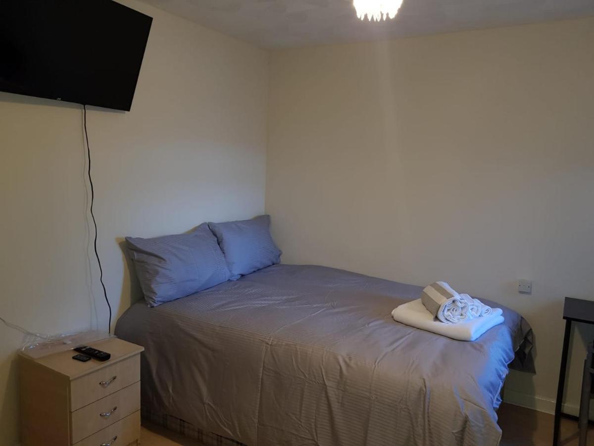 Alder En-suites Self-catering With Private Shower 1