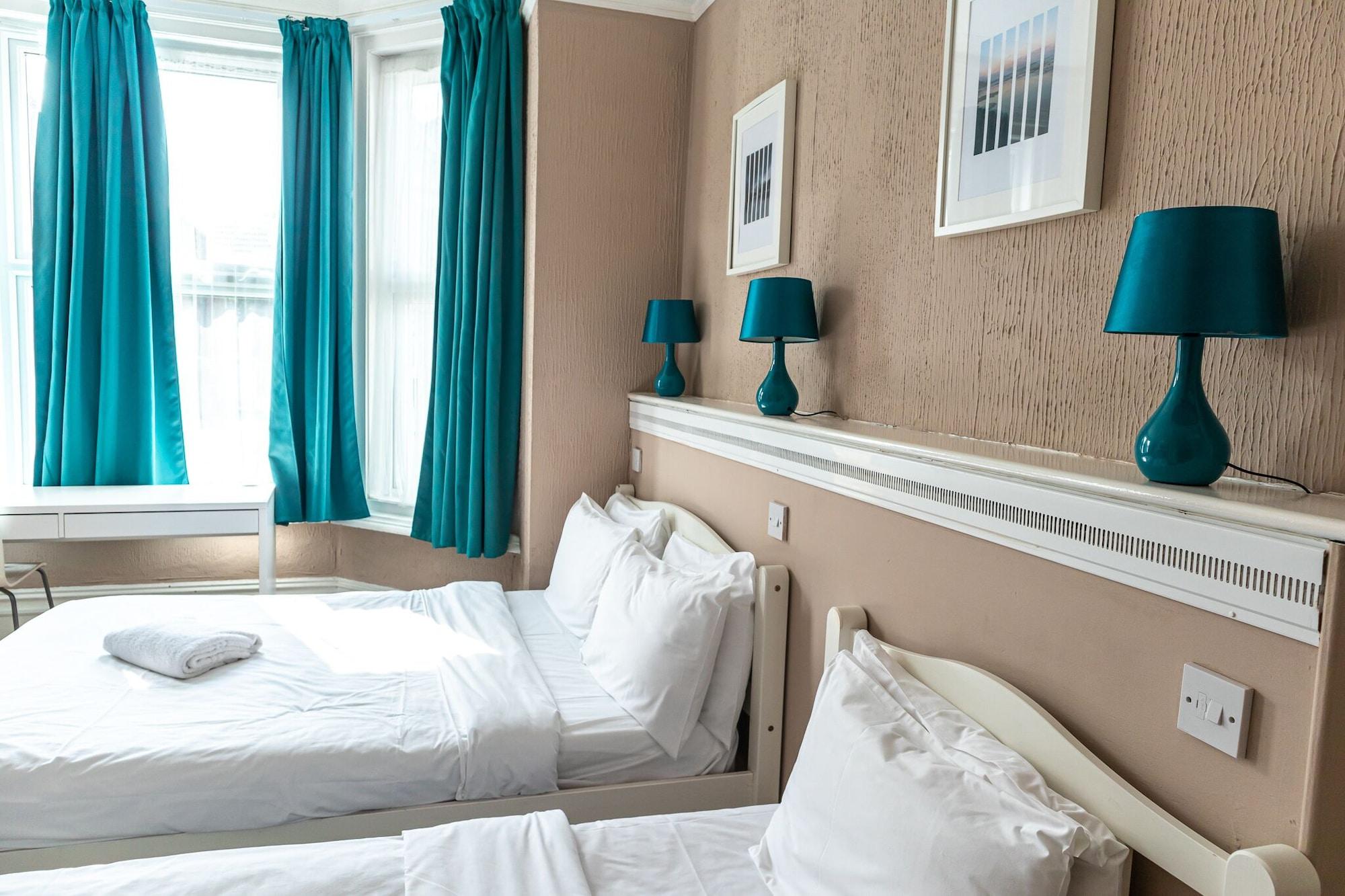 Hotel Addenro House