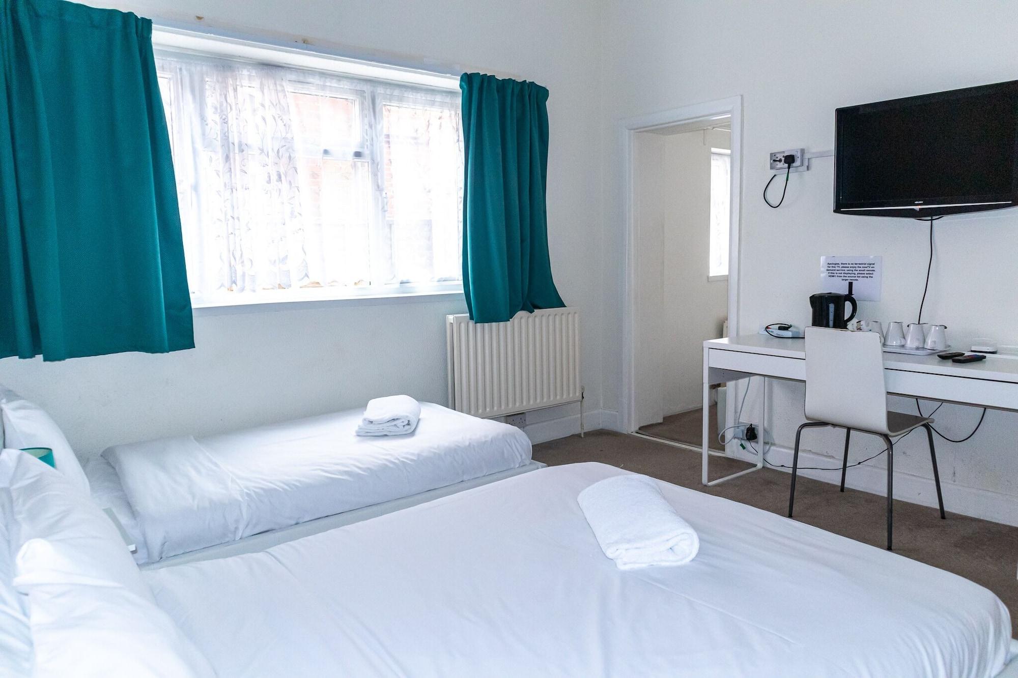 Hotel Addenro House 3*