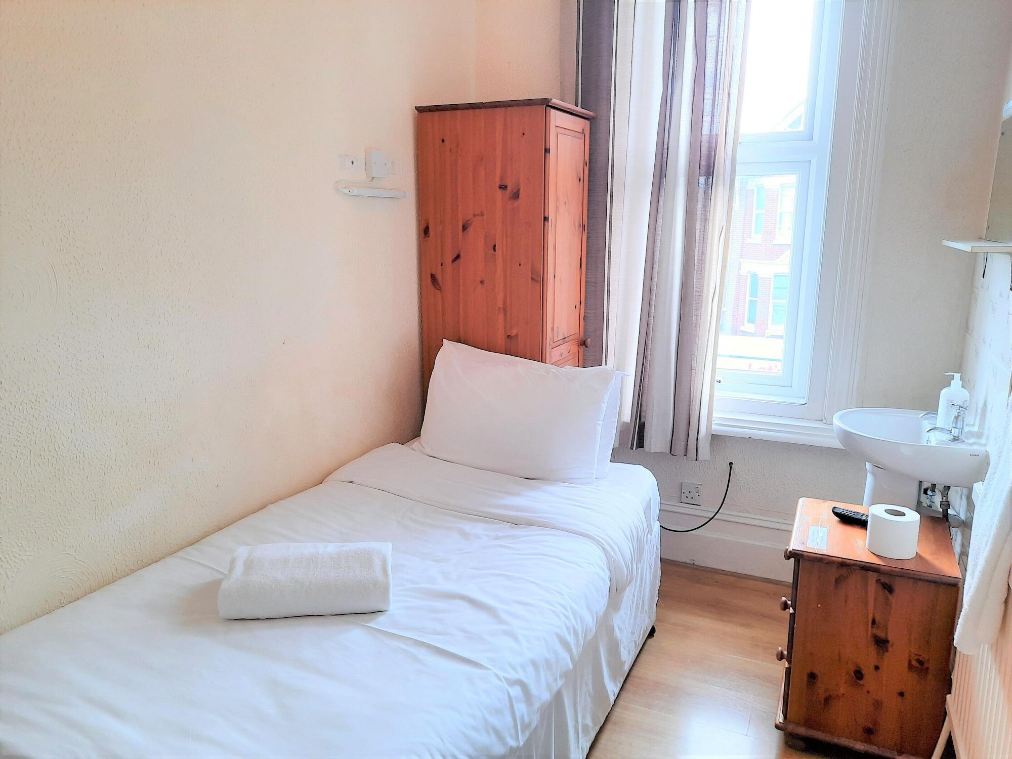 Addenro House Hotel