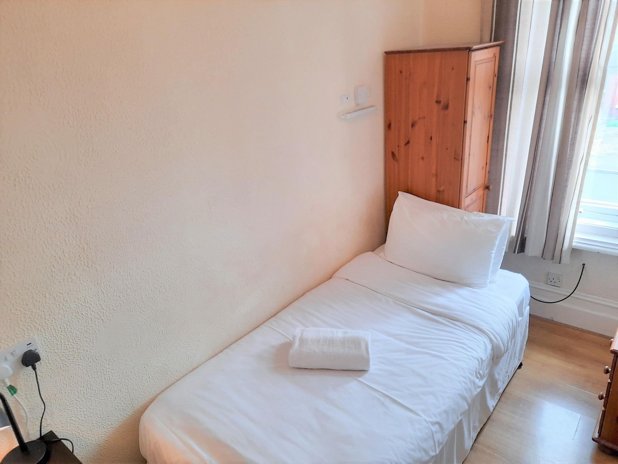 Hotel Addenro House