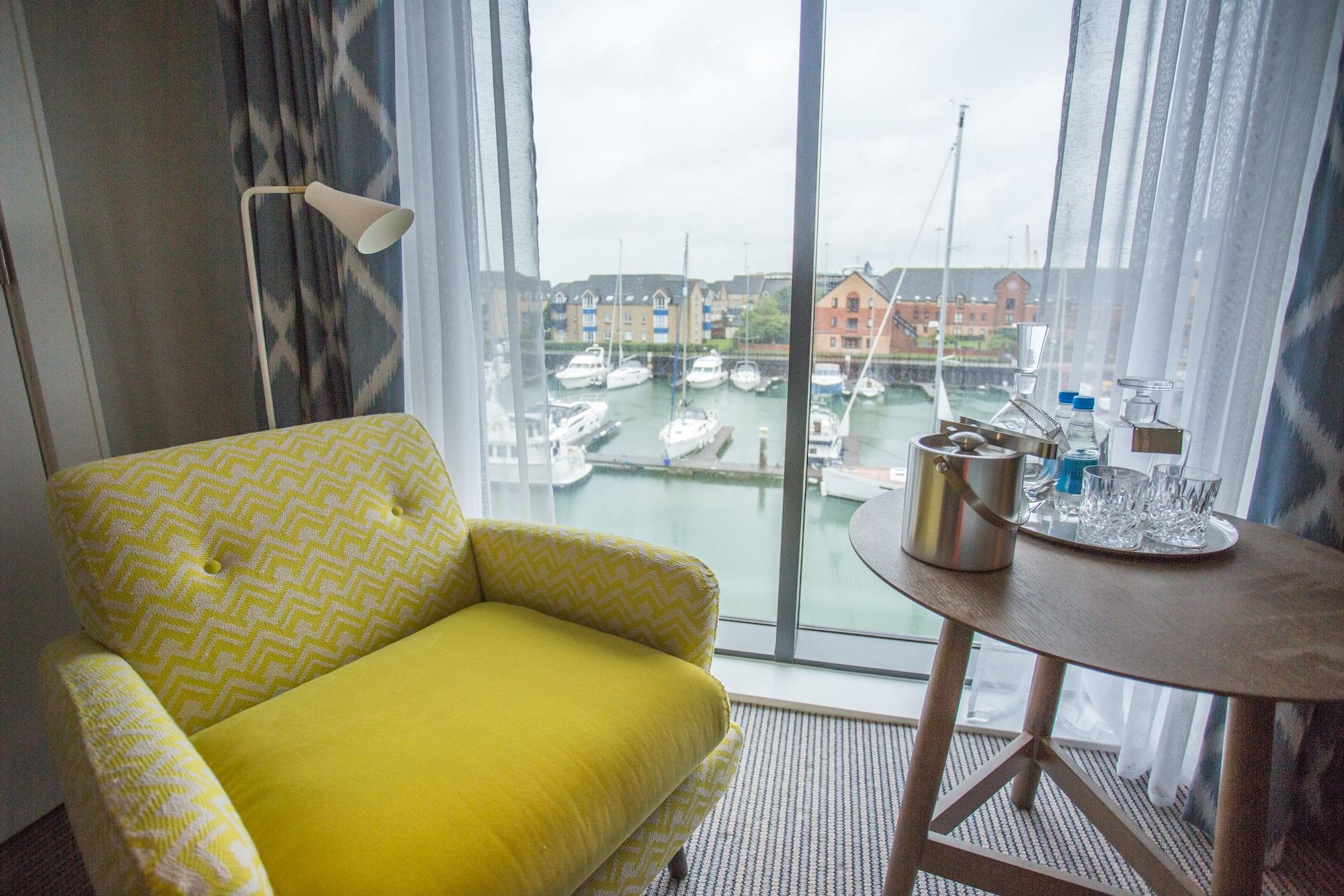 Hotel Harbour &