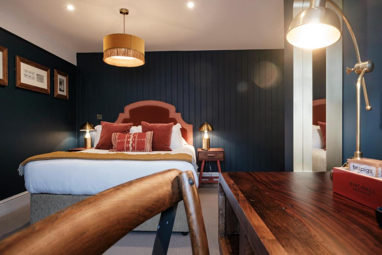 The White Star Tavern 3*