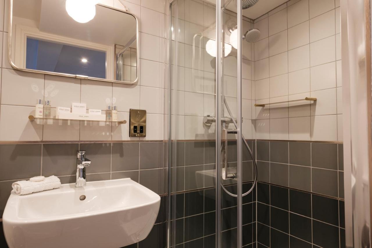 The White Star Tavern 3* Southampton