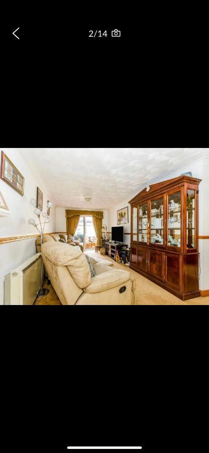 11 Whitehouse Garden Bed & Breakfast