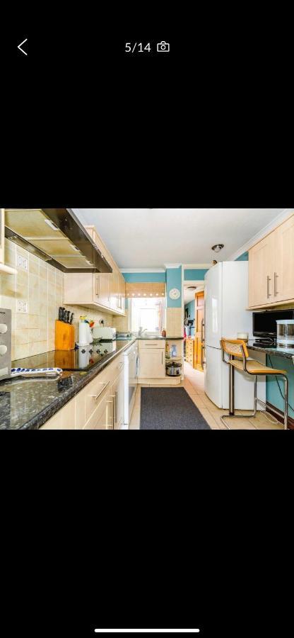11 Whitehouse Garden Bed & Breakfast