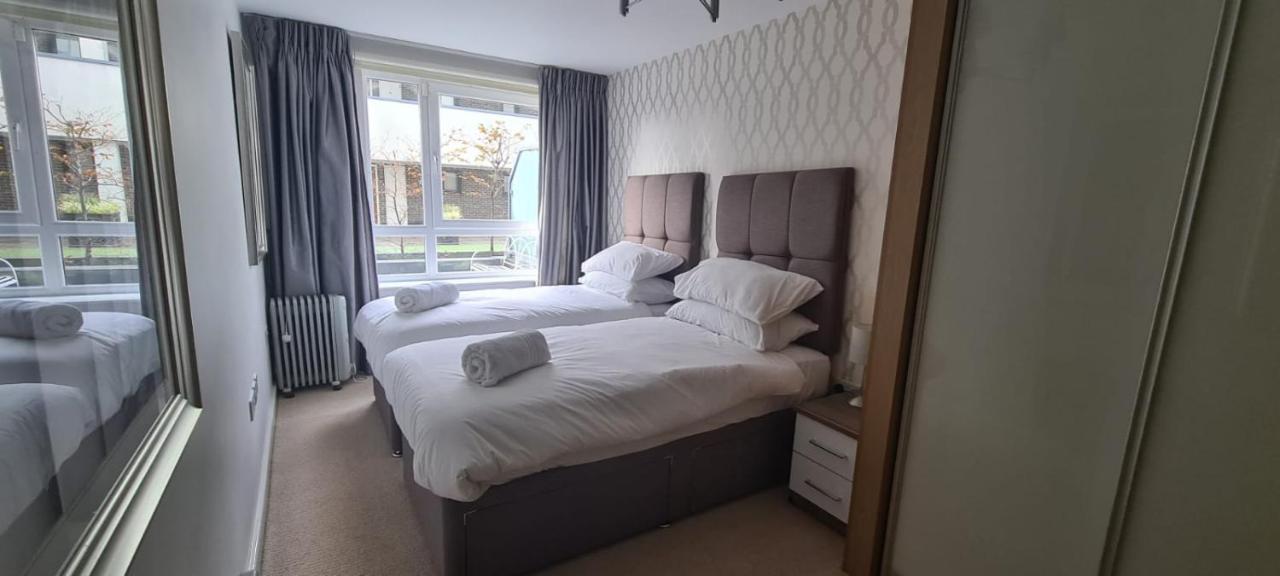 Empress At College - Spacious 2 Bedroom *