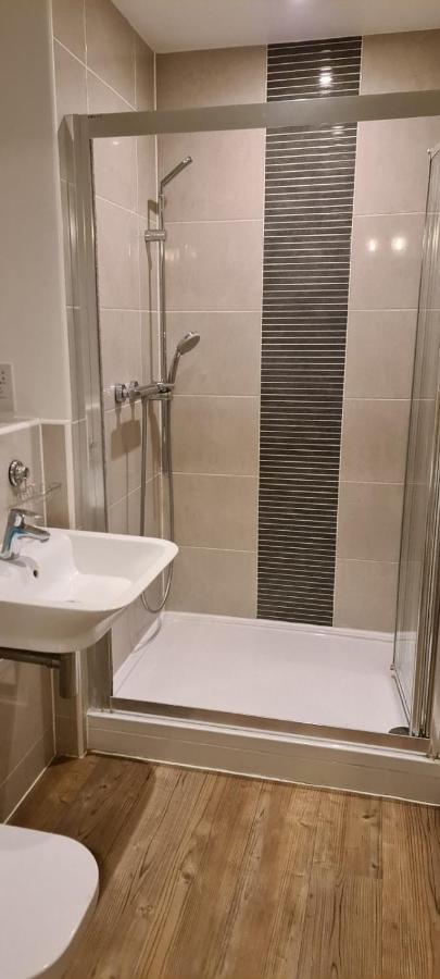 Apartment Empress At College - Spacious 2 Bedroom