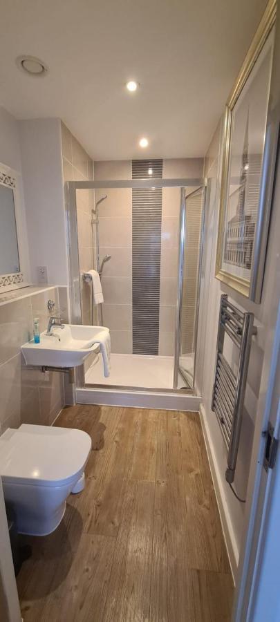 Empress At College - Spacious 2 Bedroom