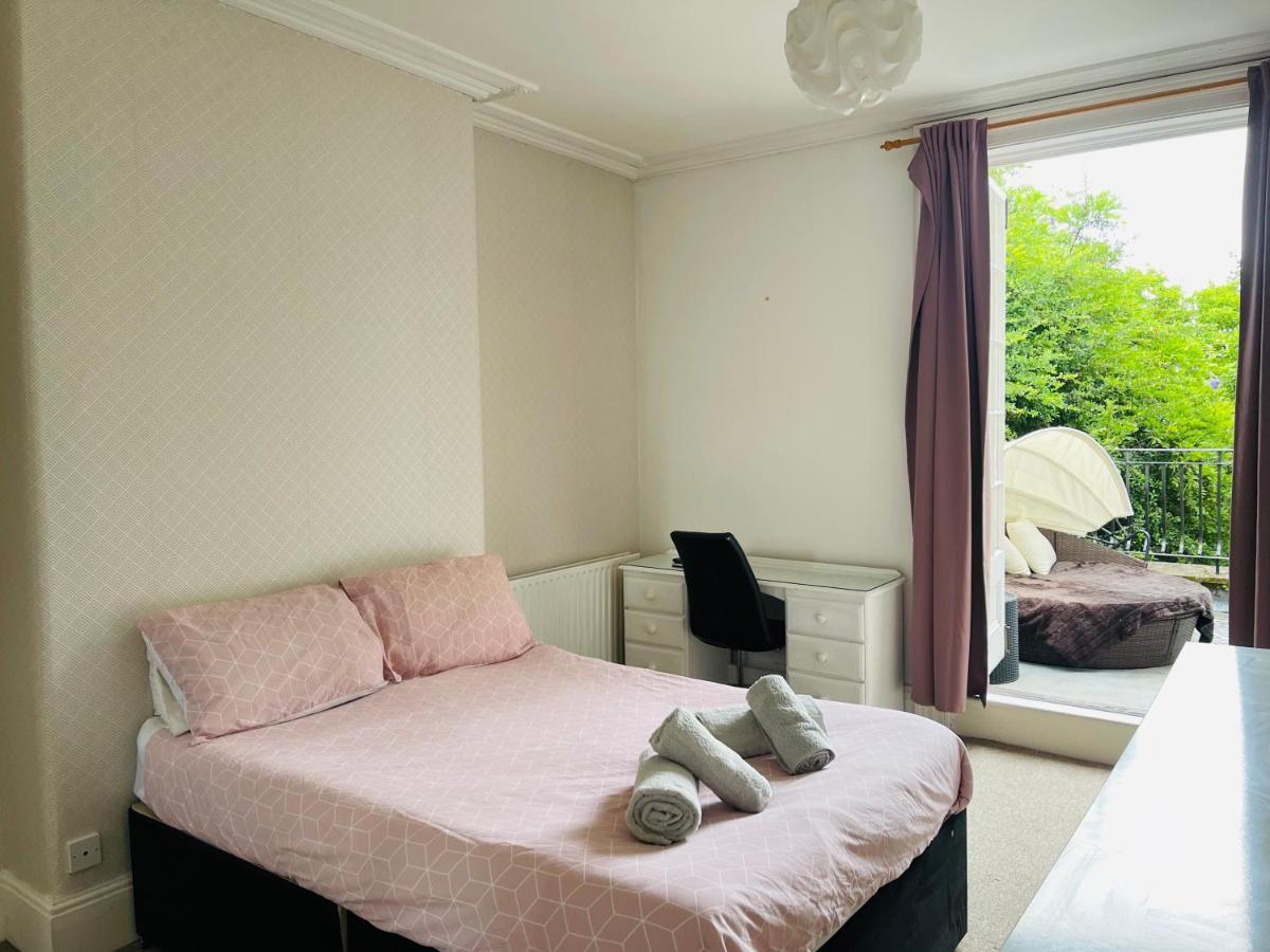 Chirk Lodge North Romsey *