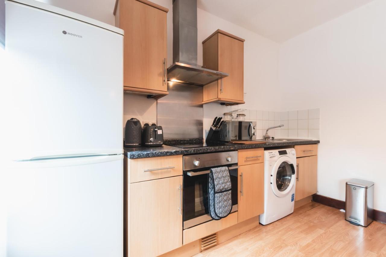 Obsidian - 2 Bedroom Flat Sleeps 5 Southampton