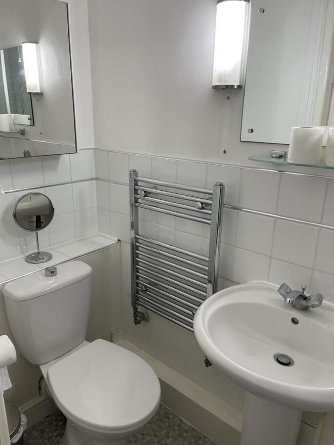 Alder En-suite Self Caring Private Shower 2 Southampton