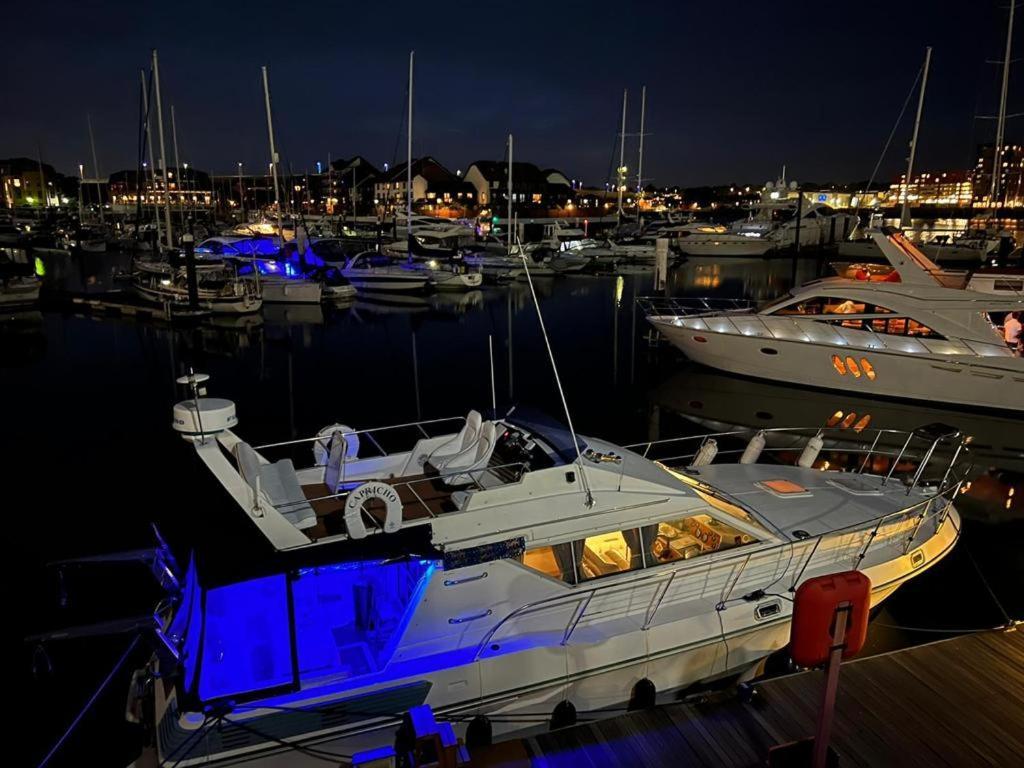 Botel Luxury Yacht Haven: Ocean Village Marina