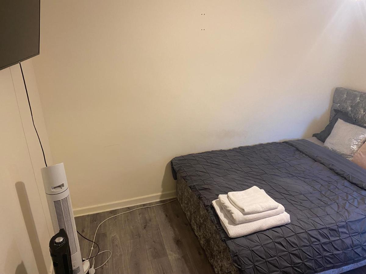 Alder En-suite Self Caring Private Shower 2 Southampton