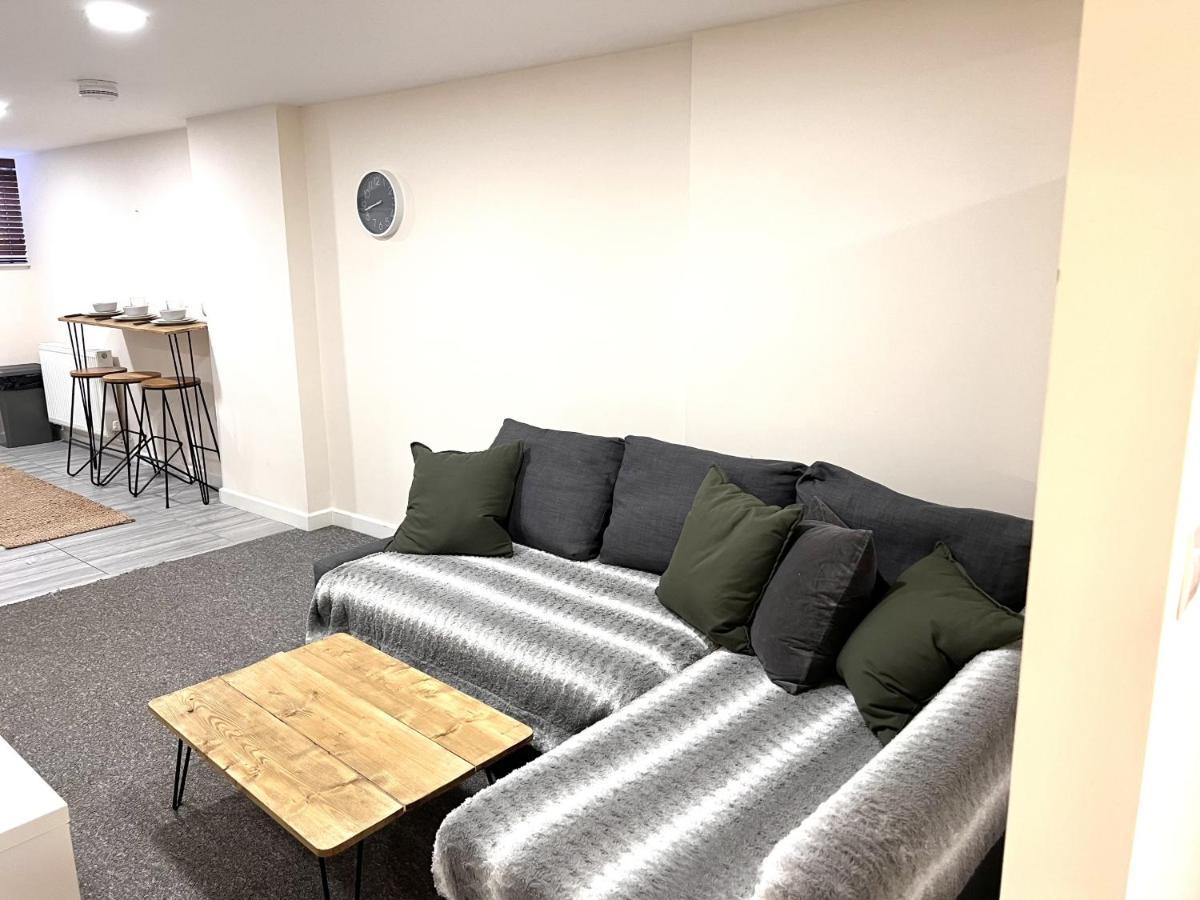 Bedford Mews Apartment