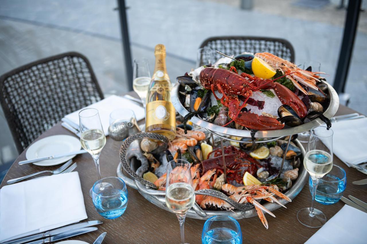Hotel Harbour &