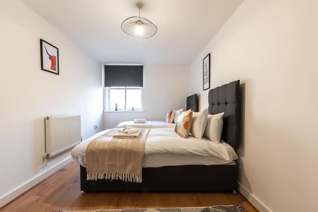 Jasper- 2 Bed Flat With Parking Apartment Southampton
