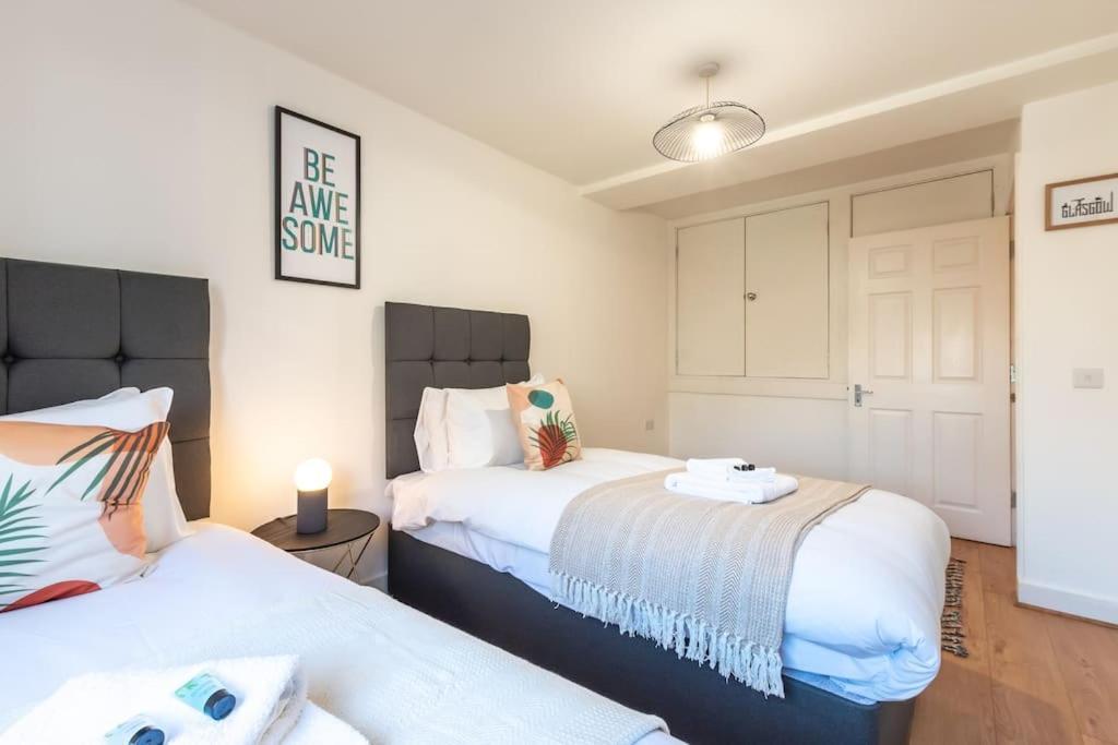 Jasper- 2 Bed Flat With Parking *