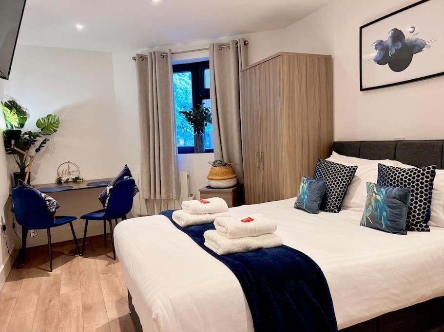 Luxury Studio In Centre Apartment *