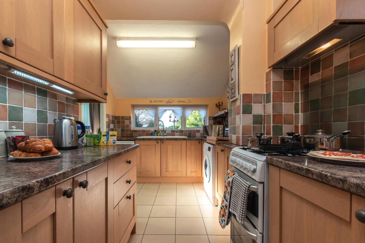 Holiday home Cheerful 3-bedroom Douglas House With Patio *