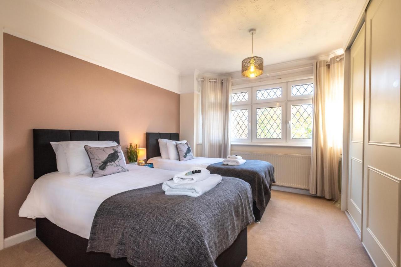 Cheerful 3-bedroom Douglas House With Patio Southampton
