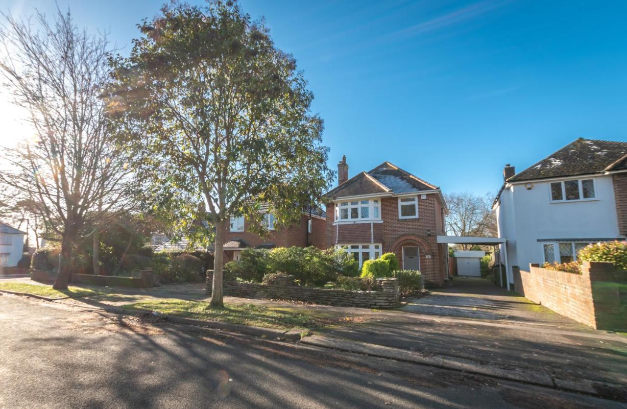 Cheerful 3-bedroom Douglas House With Patio